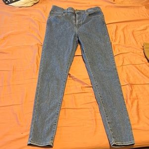 Levi’s Mile High Super Skinny
